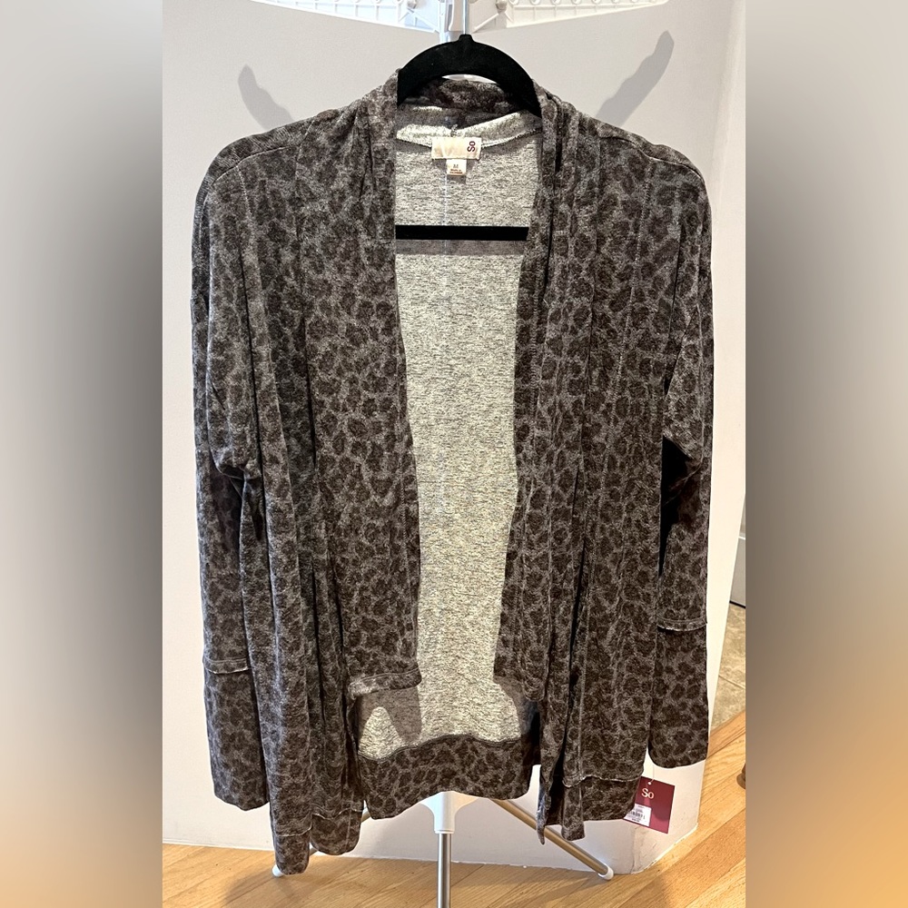 NWT - SO Leopard Print Cardigan in Size Medium.